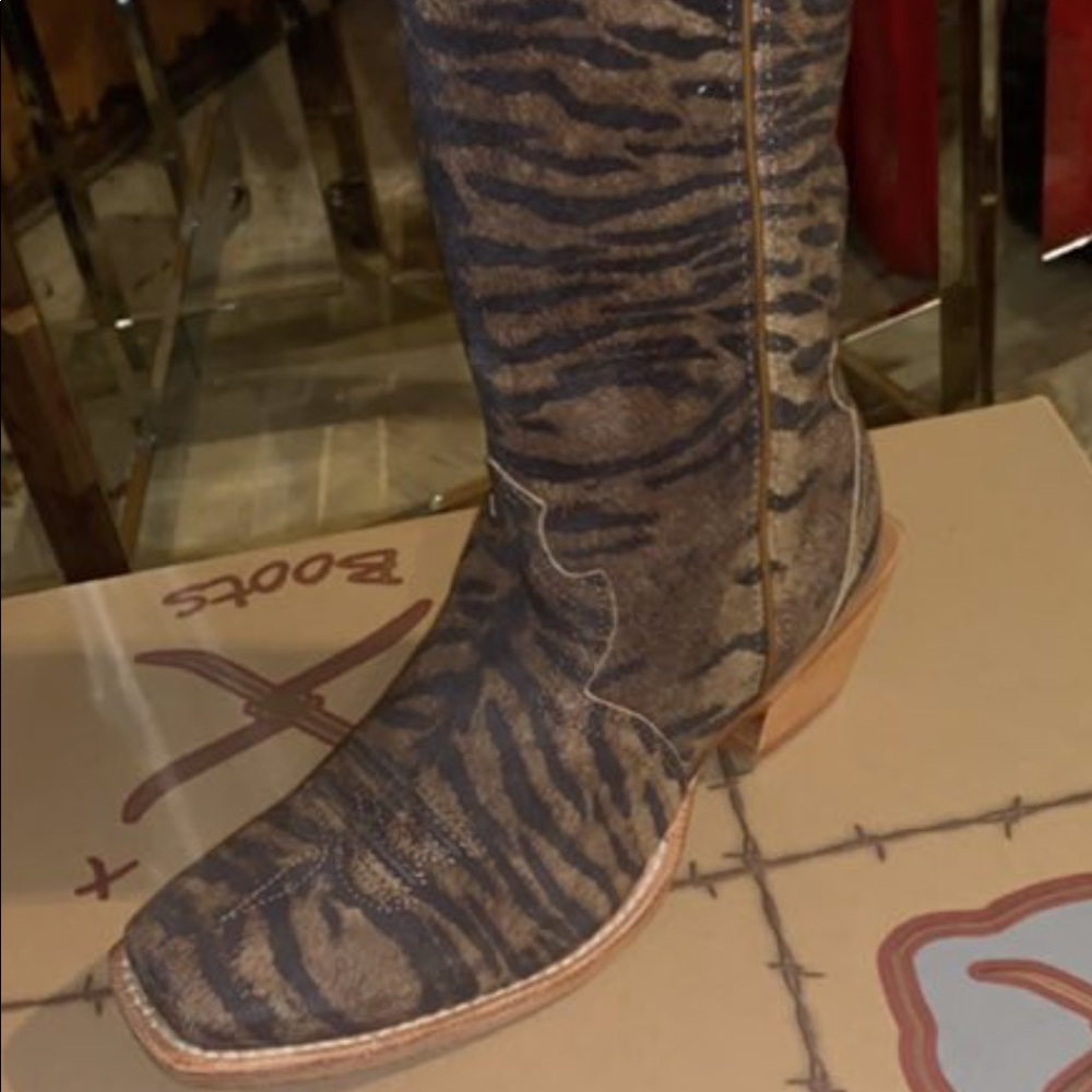 Womens boots